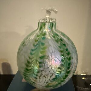 Artisan Green and White Glass Sphere oil lamp